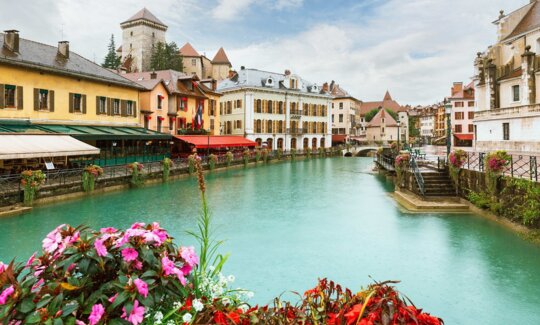 Prix de l'immobilier neuf à Annecy en 2026 : où en est le marché ?