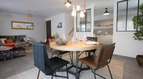 Programme immobilier neuf LES CARRÉS VALÉRIANES - Vougy : Résidence T4 avec cadre naturel et luminosité optimale proche des commoditésVougy : Résidence T4 avec cadre naturel et luminosité optimale proche des commodités (74130) - Référence : 4420